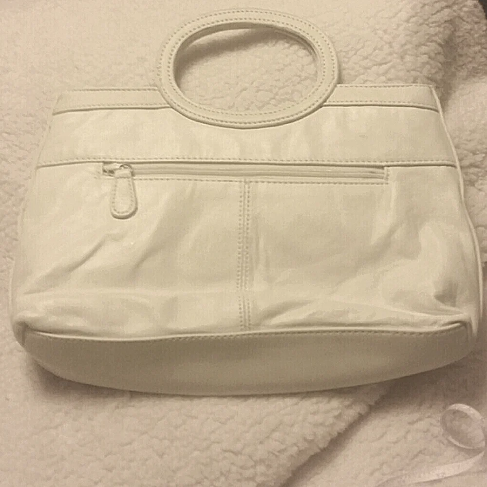 Really Cute White Purse.